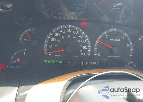 2001 Ford Expedition Xlt z USA, uszkodzony, nr VIN 1FMRU15L41LA48746